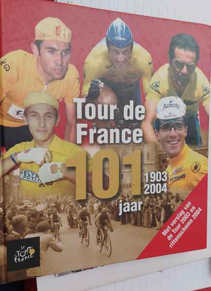 het officiele overzichtsboek van "le tour de  France"